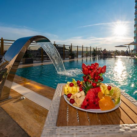 ザ ピーク ホテル イスタンブール エクステリア 写真 Rooftop pool